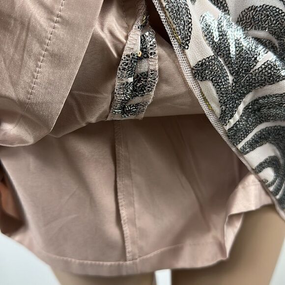 Adrianna Papell Silver Sequins Beaded Cap Sleeves Cocktail Dress - Picture 4 of 9